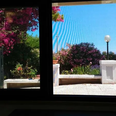 Villavi Pensión *